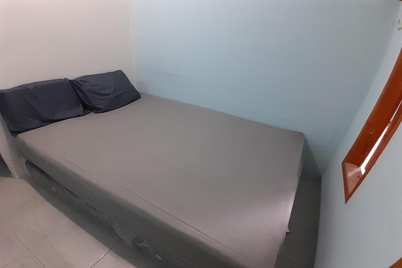 Spot On 93410 Wisma Bintang Джепара Екстериор снимка