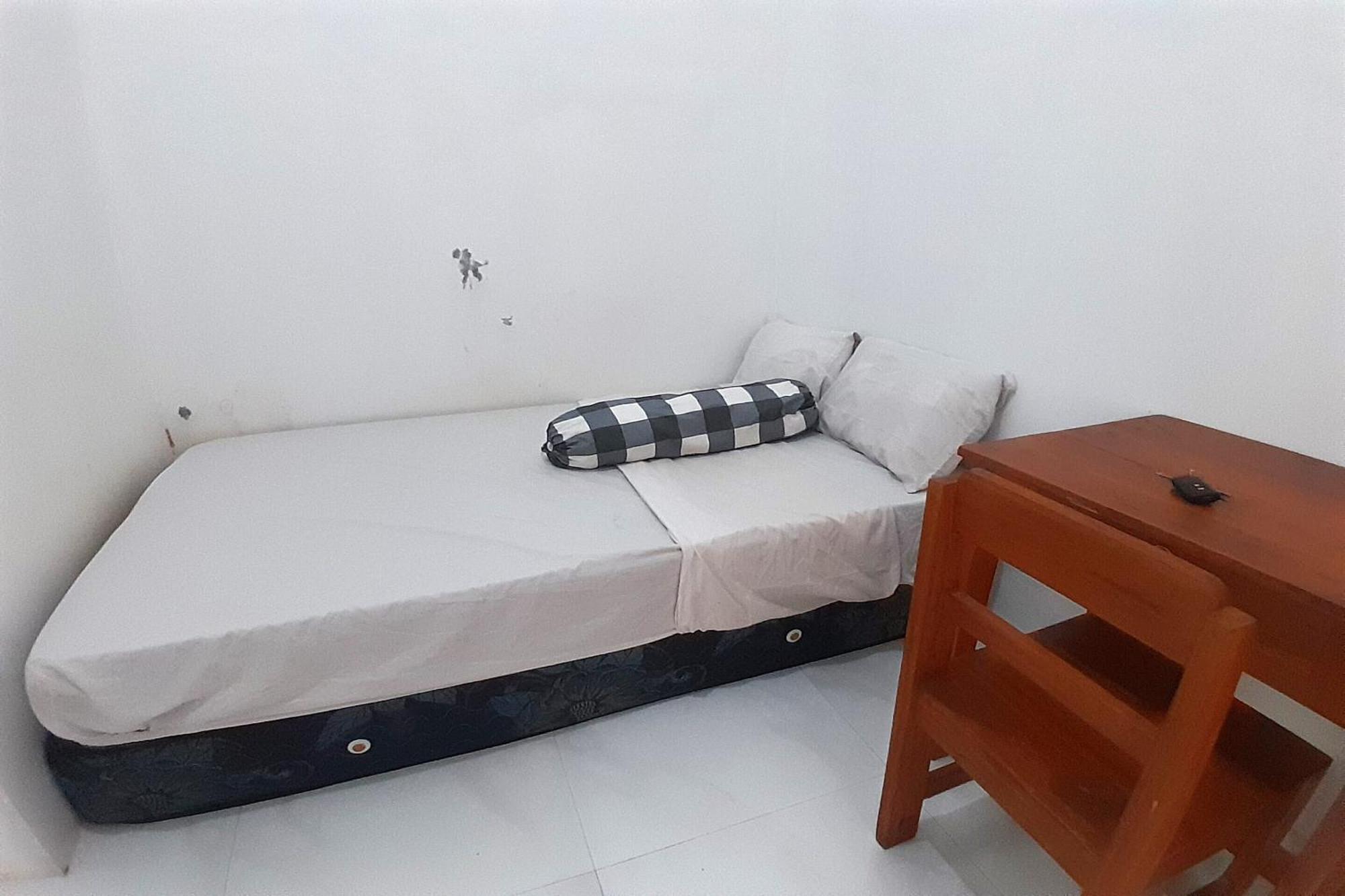 Spot On 93410 Wisma Bintang Джепара Екстериор снимка