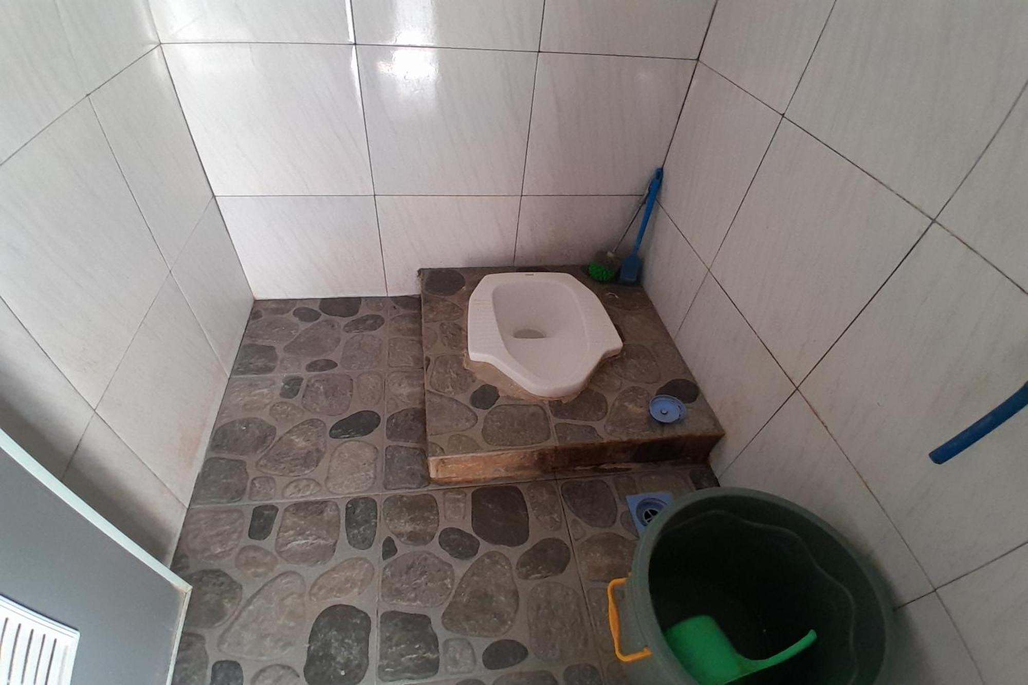 Spot On 93410 Wisma Bintang Джепара Екстериор снимка