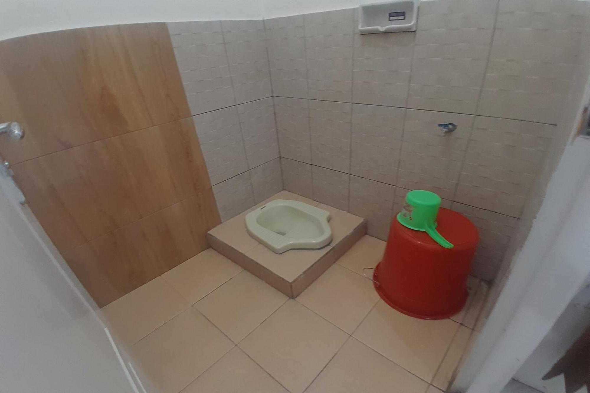 Spot On 93410 Wisma Bintang Джепара Екстериор снимка
